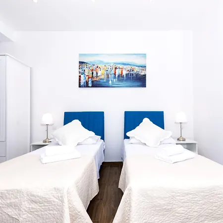 Peruzovic 3 Gæstehus Split