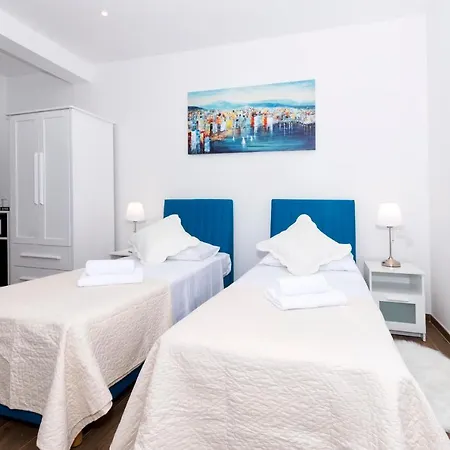 Peruzovic 3 *