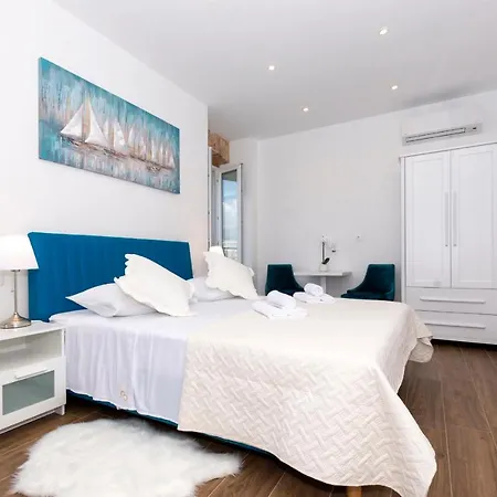 Peruzovic 3 سبليت